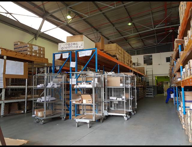 2,446M² WAREHOUSE TO LET IN RANDJESPARK